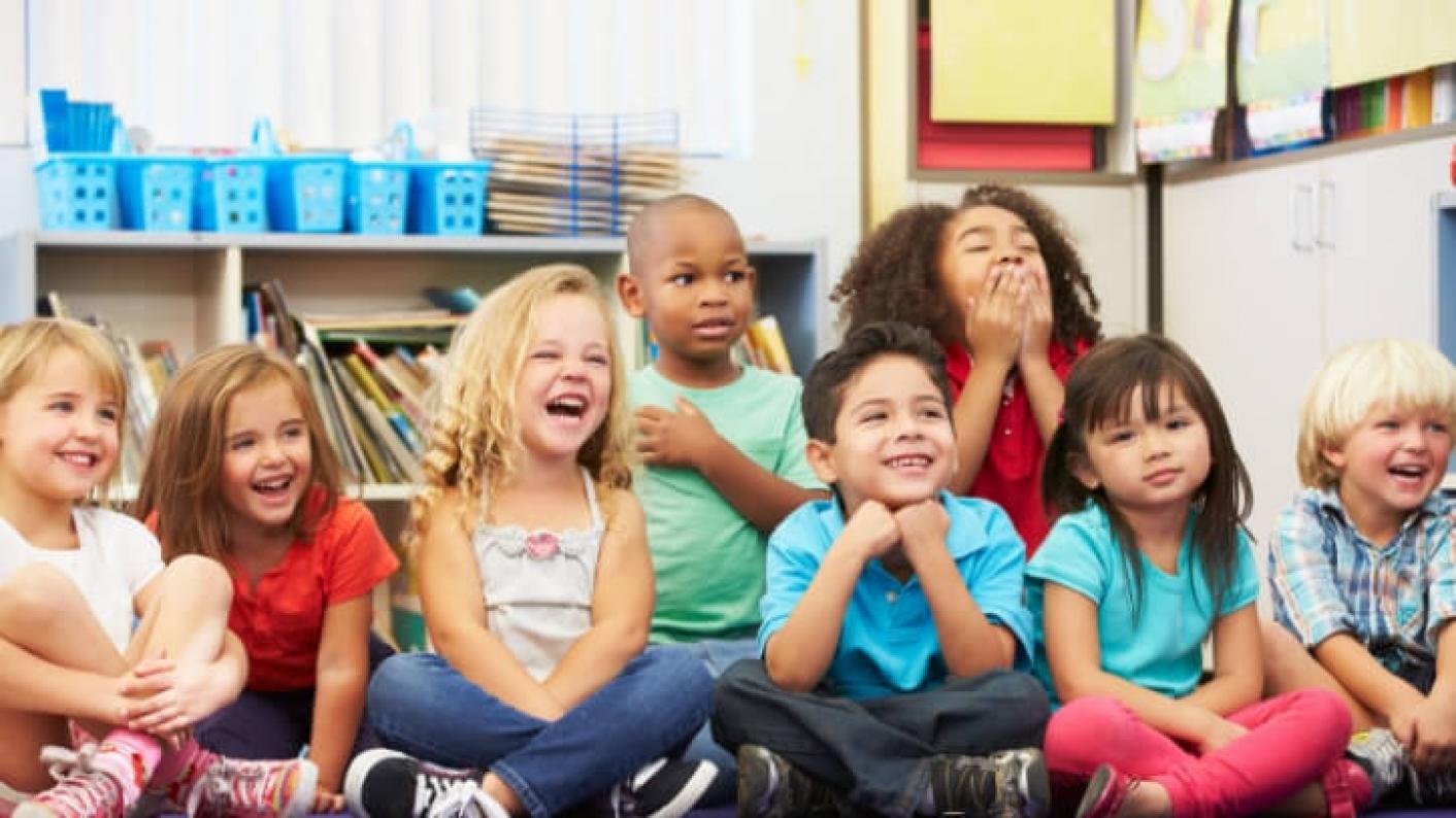 عوامل موثر در پیشرفت تکلم در کودکان دبستانی