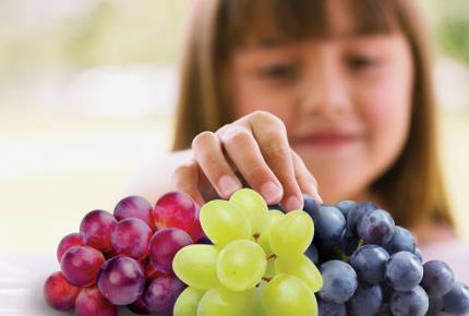 از فواید انگور برای کودکان چه میدانید