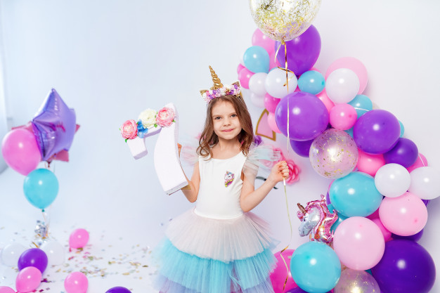 جذاب ترین ایده های جشن تولد دخترانه با تم پرنسس_تزیین جشن تولد برای کودکان