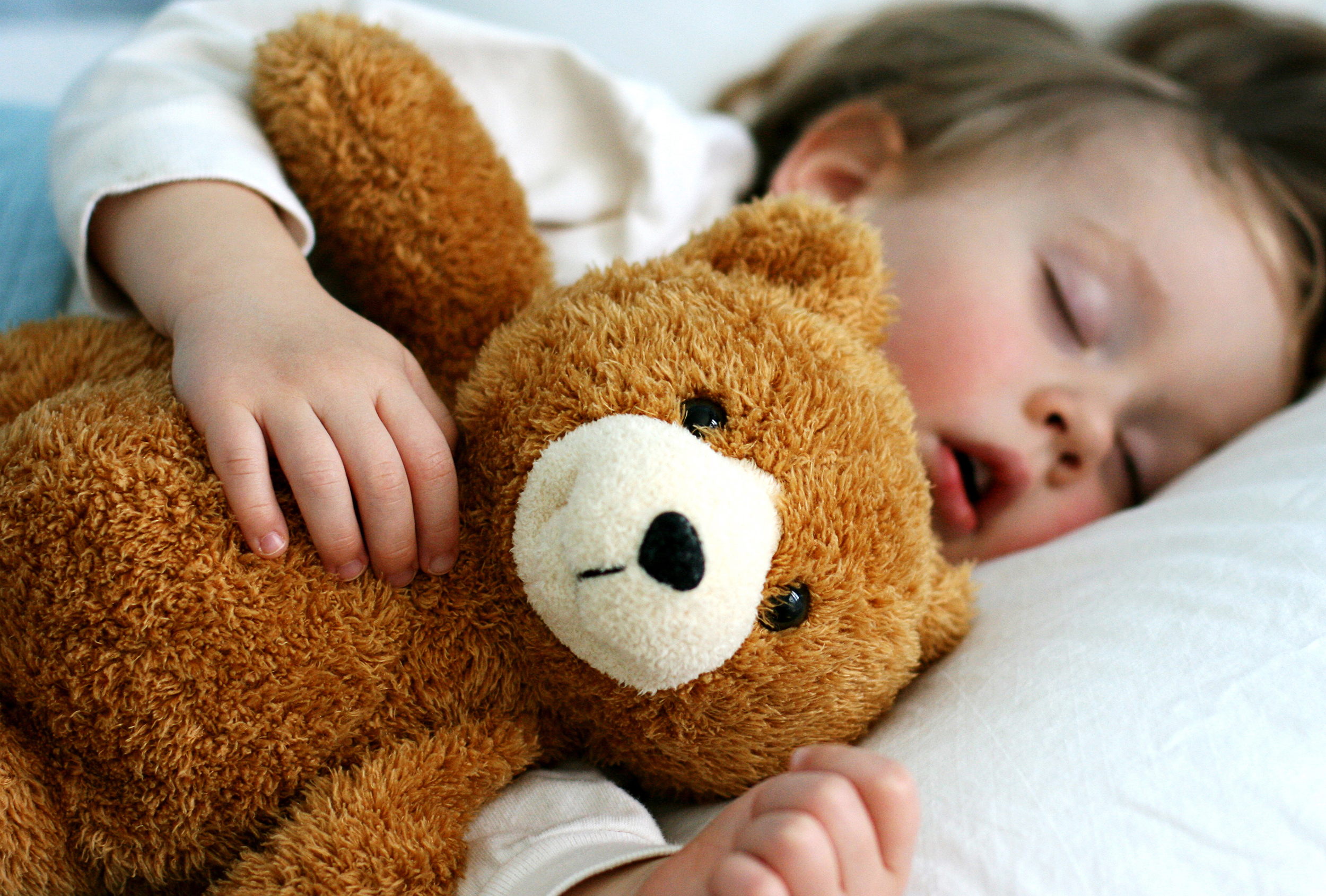 علت بی خوابی کودکان